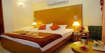 Diamond Plaza 3* Chandigarh