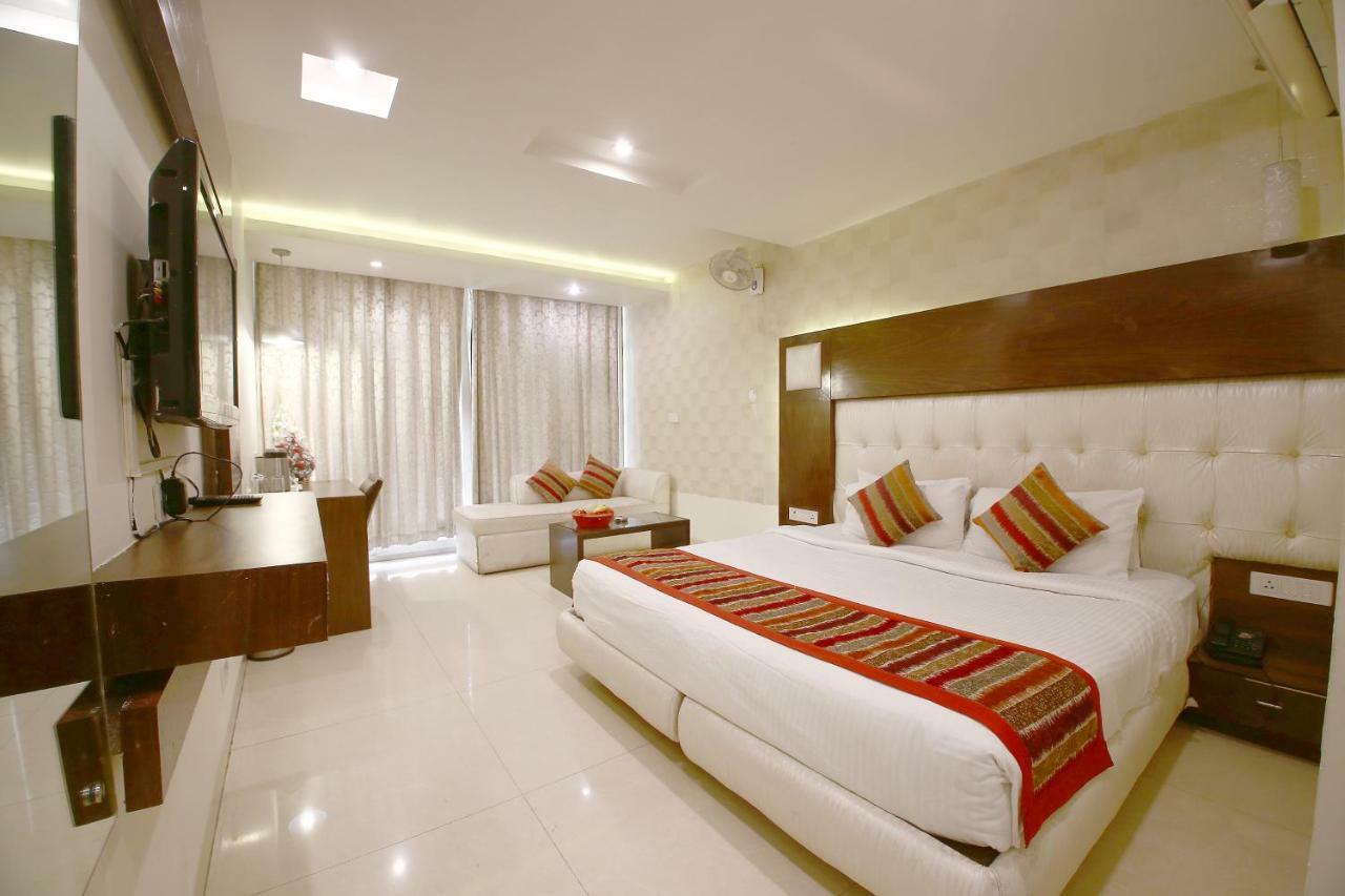 Hotel Diamond Plaza 3*