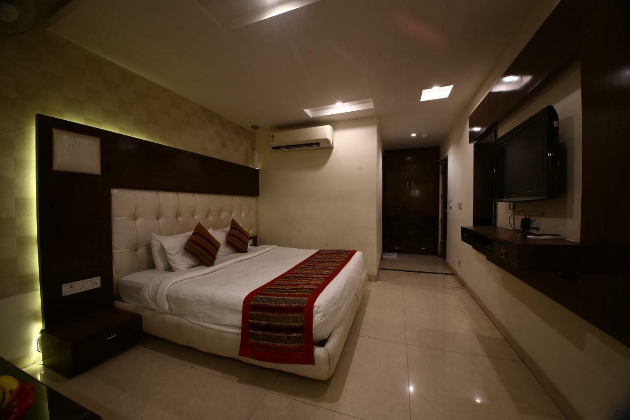 Hotel Diamond Plaza
